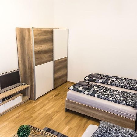 Gorgeous Flat Only 15 Min To Center Viena Exterior foto